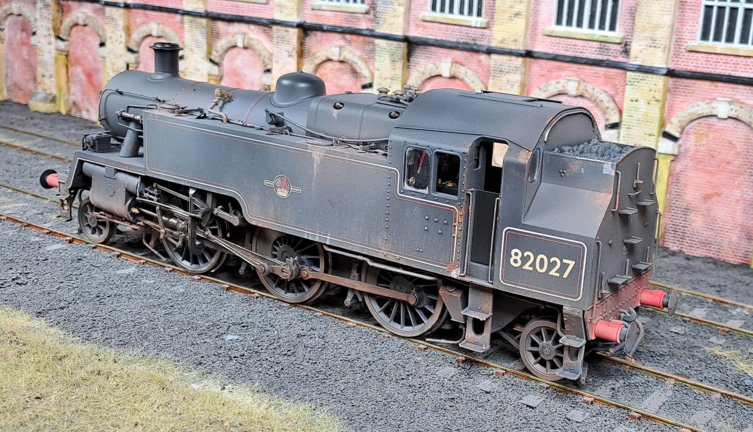 Lionheart<br>3MT BR Lined Black Late Crest 82027<br>(LHT-S-8203)