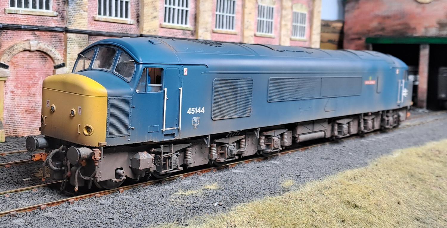 Heljan<br>Peak Class 45 Royal Signals 45144<br>(4526)