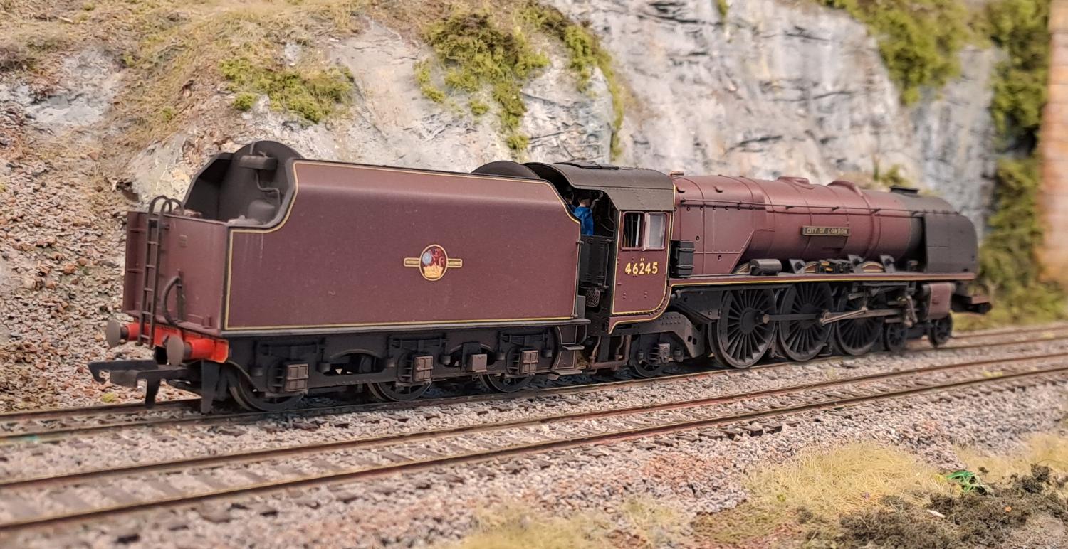 Hornby<br>Princess Coronation City of London 46245<br>(R3997)