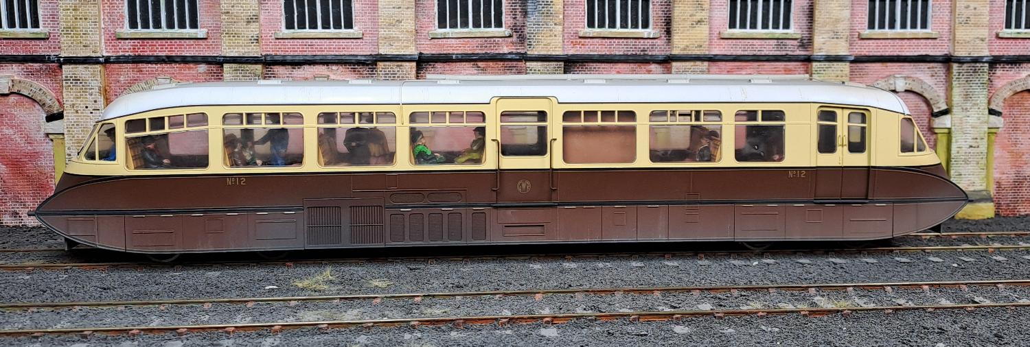 Dapol<br>GWR Railcar No12 Lined Choc/Cream GWR Monogram<br>(7D-011-001)